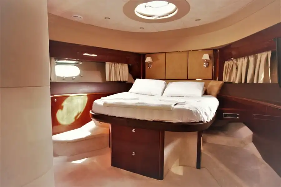 DOLCAVİTA YACHT